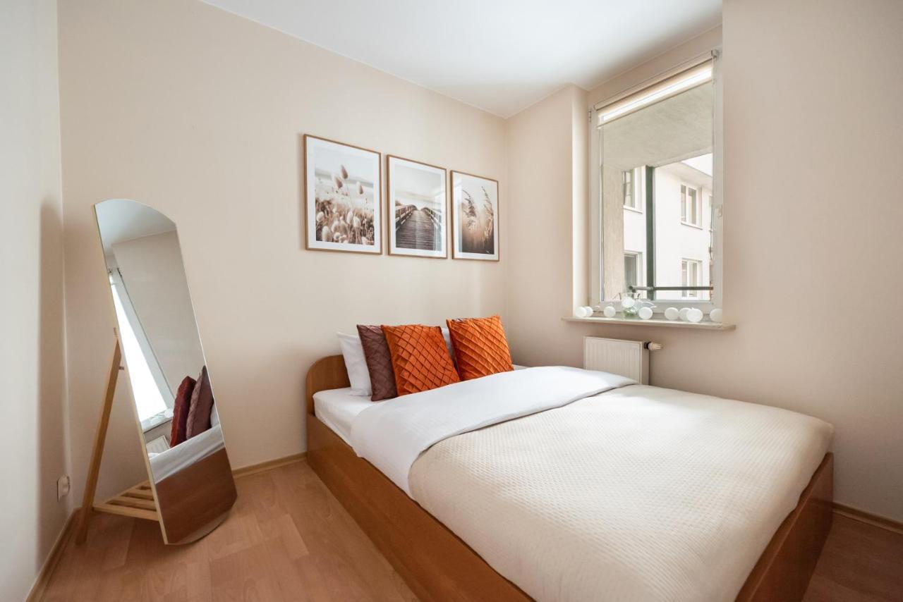 Praga Sulejkowska Comfort Apartment Varsovia Exterior foto